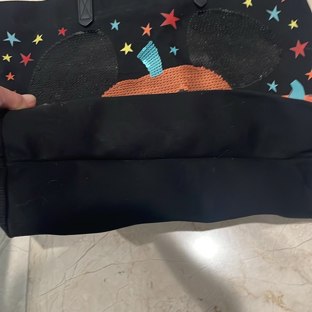 Walt Disney world Halloween tote bag with sequined Mickey pumpkin - Picture 4 of 9